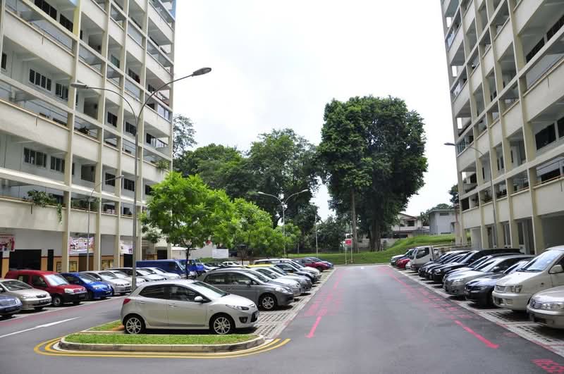 237 Hougang Street 21