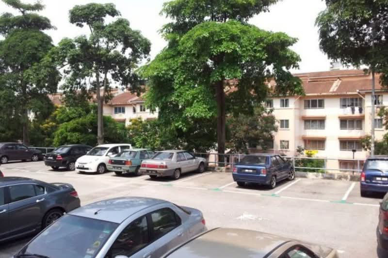 Apartment Saujana