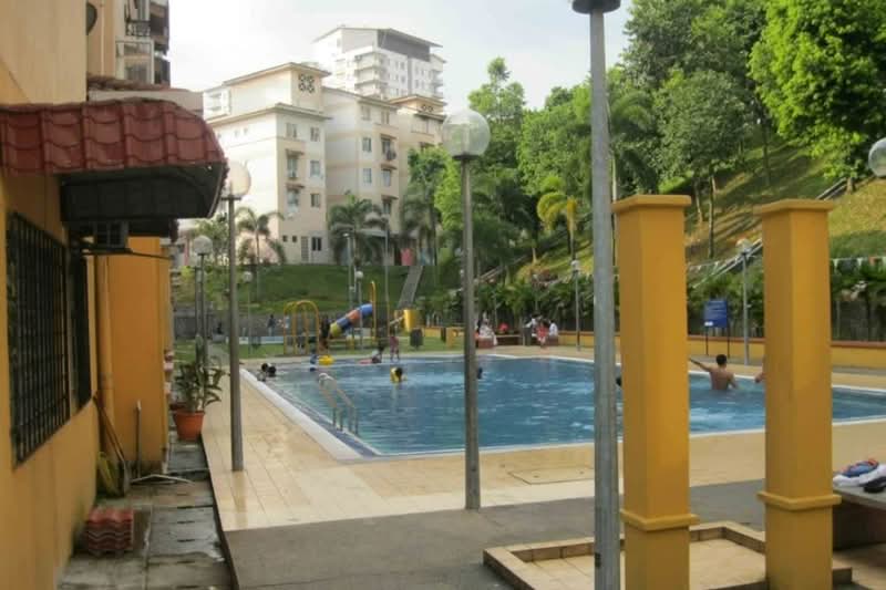 Apartment Saujana