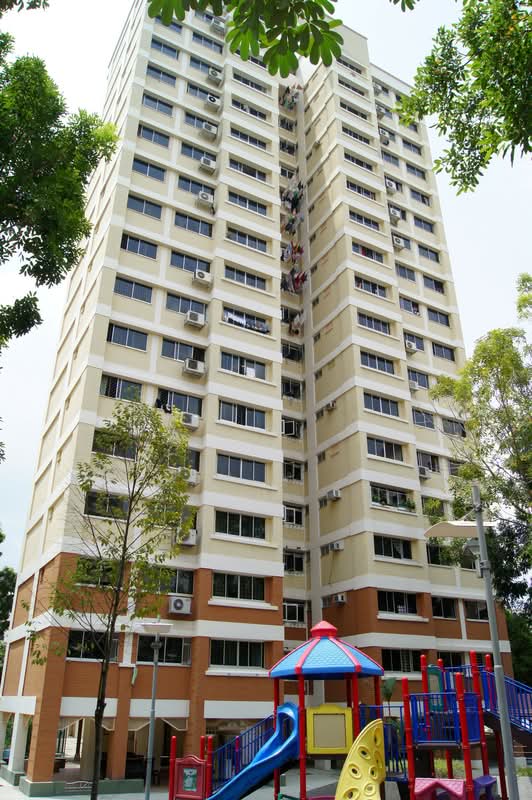 537 Hougang Street 52