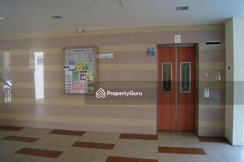 For Rent - 693 Hougang Street 61