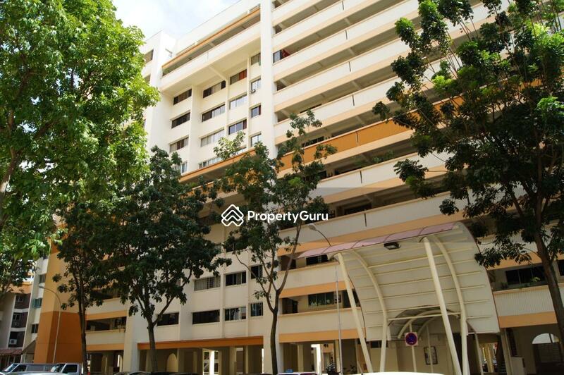 696 Hougang Street 61 #0