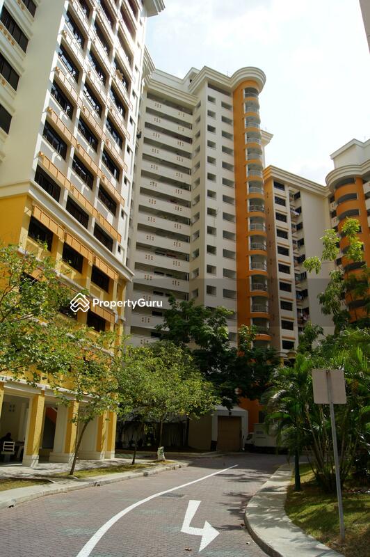 698B Hougang Street 61 #0