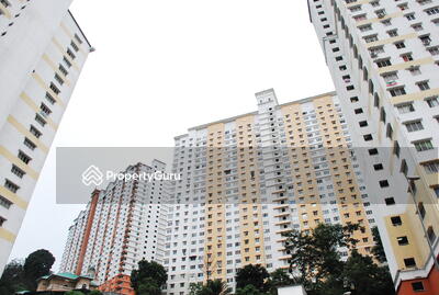 - Flora Damansara Flat