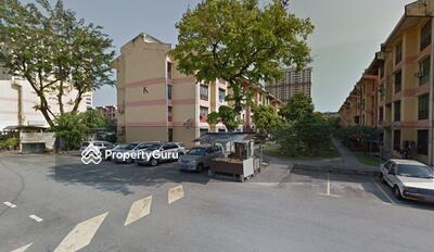 - Flat Dato Ahmad Razali