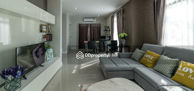 For Sale - Nawarat Village, Chiang Mai