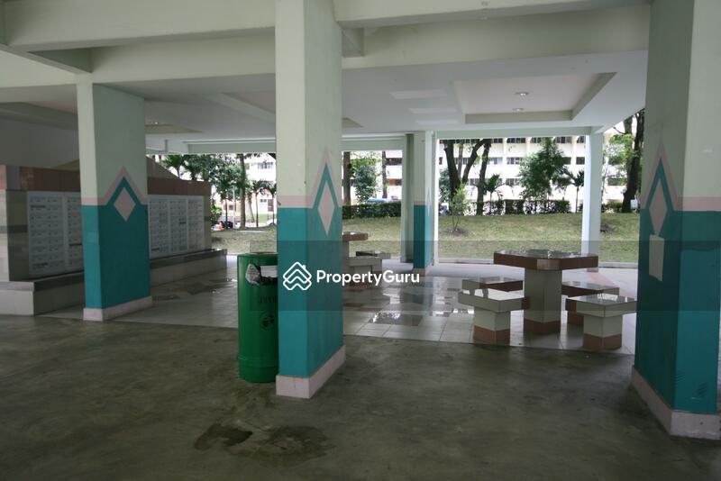 329 Jurong East Avenue 1 #0