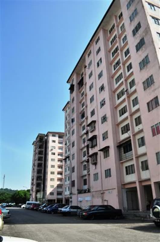Kenaria Condominium - iProperty.com.my