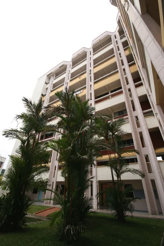 337 Jurong East Avenue 1