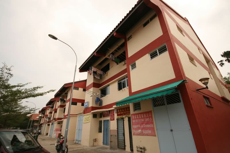 348 Jurong East Avenue 1, 348 Jurong East Avenue 1, 6 Bedrooms, 900 sqft, HDB Flat For Rent, by Serene Tian, 500156557 - PropertyGuru.com.sg