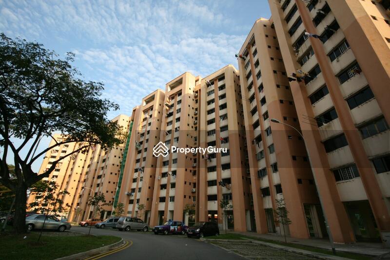 For Rent - 102 Jurong East Street 13