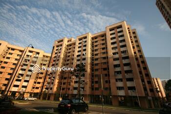 105 Jurong East Street 13