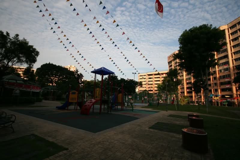 108 Jurong East Street 13