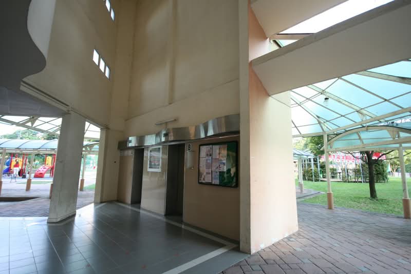 108 Jurong East Street 13