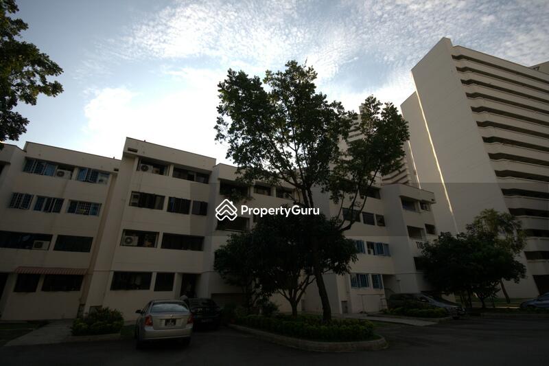 118 Jurong East Street 13 #0