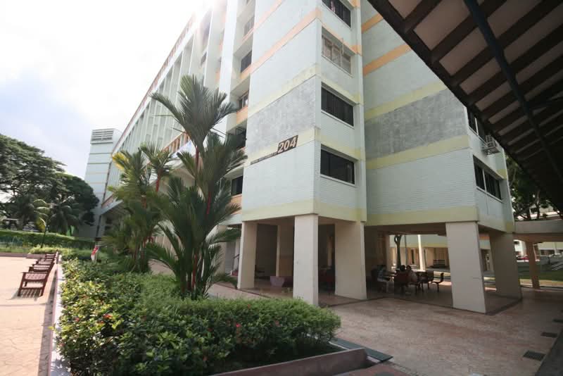 204 Jurong East Street 21
