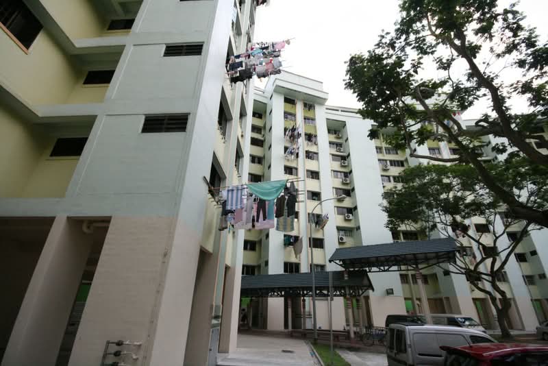 204 Jurong East Street 21