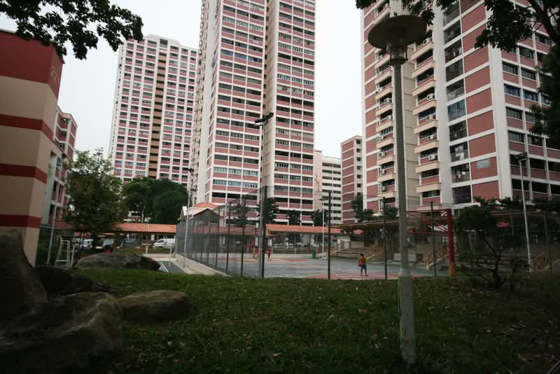 211 Jurong East Street 21