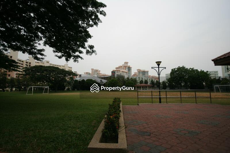 For Sale - 212 Jurong East Street 21
