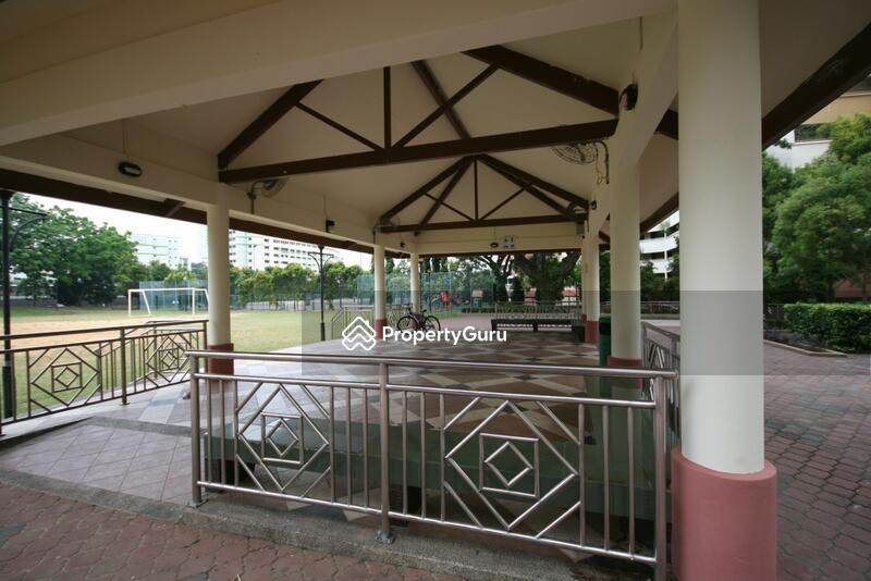 For Sale - 212 Jurong East Street 21