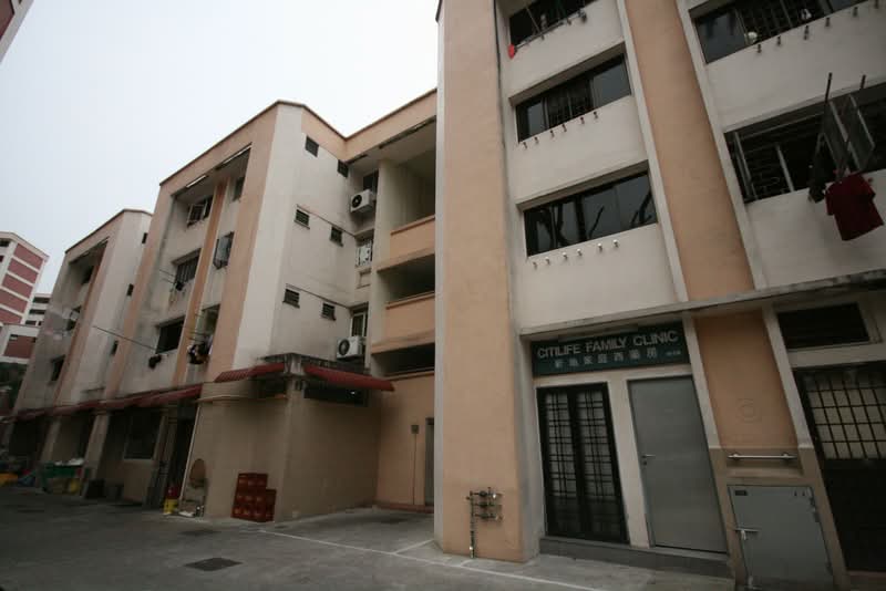 215 Jurong East Street 21