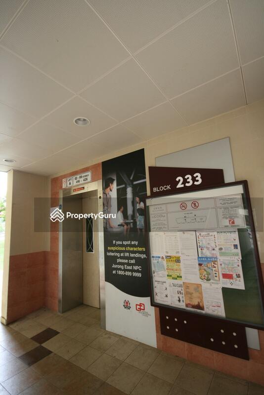 233 Jurong East Street 21 #0