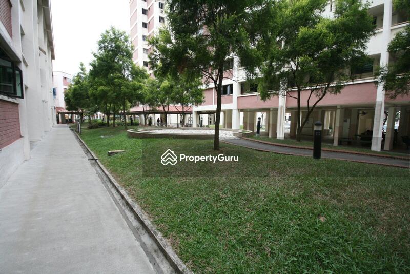For Rent - 215A Jurong East Street 21