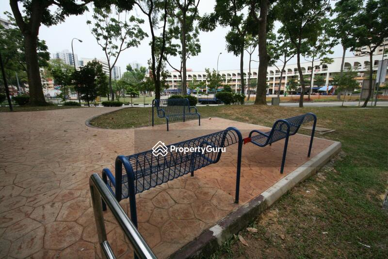 For Rent - 247 Jurong East Street 24