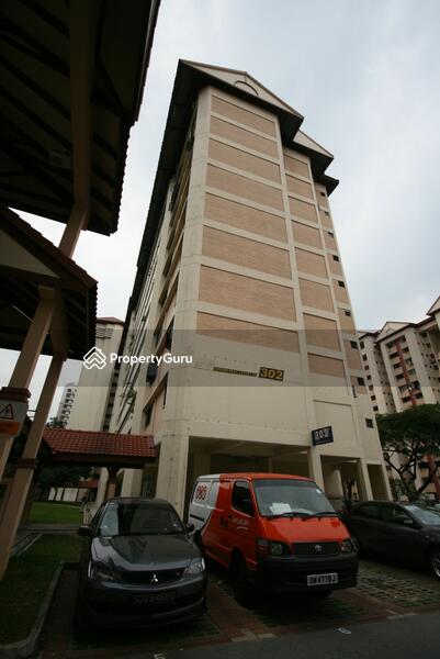 For Rent - 302 Jurong East Street 32