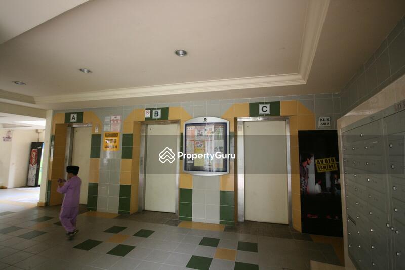 For Rent - 302 Jurong East Street 32