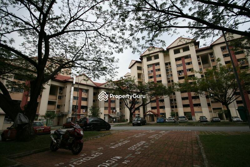 For Rent - 303 Jurong East Street 32
