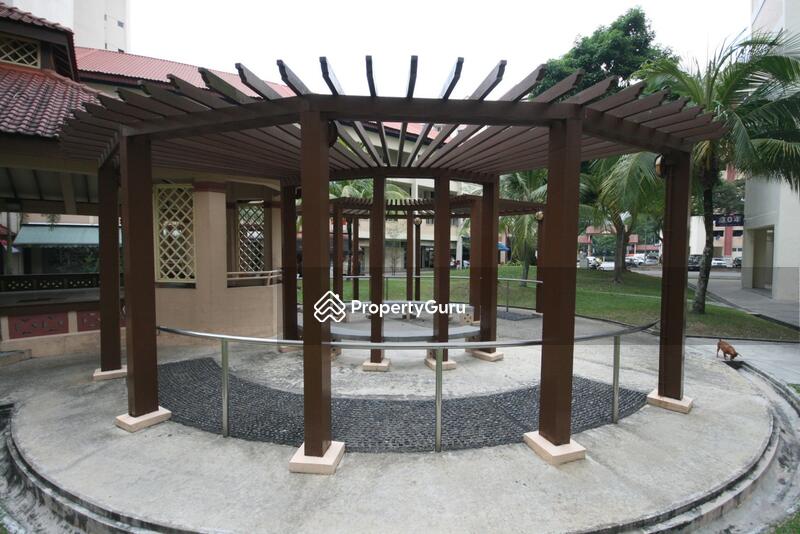 304 Jurong East Street 32 #0