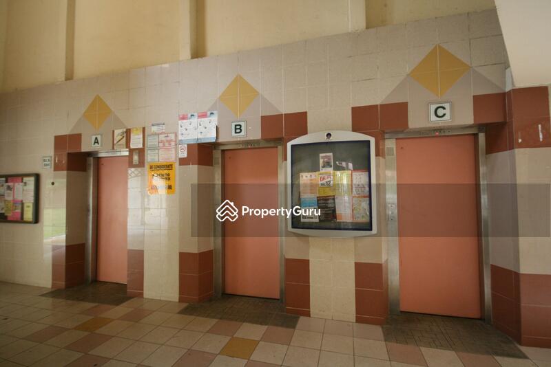 For Rent - 304 Jurong East Street 32