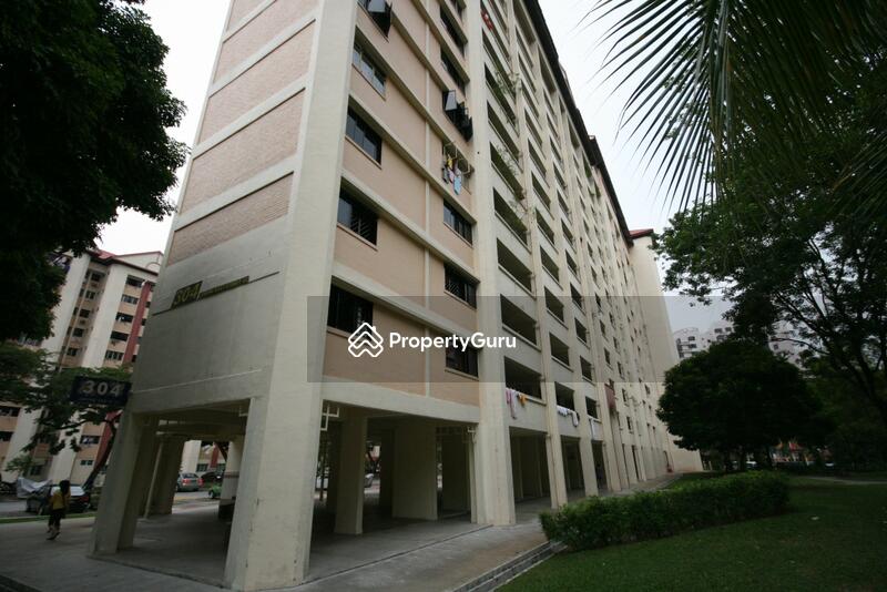 For Rent - 304 Jurong East Street 32