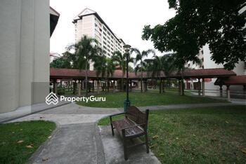 305 Jurong East Street 32