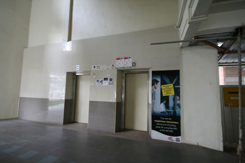 316 Jurong East Street 32