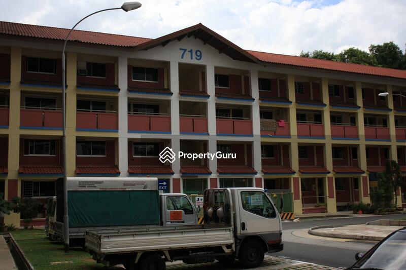 719 Jurong West Avenue 5 #0