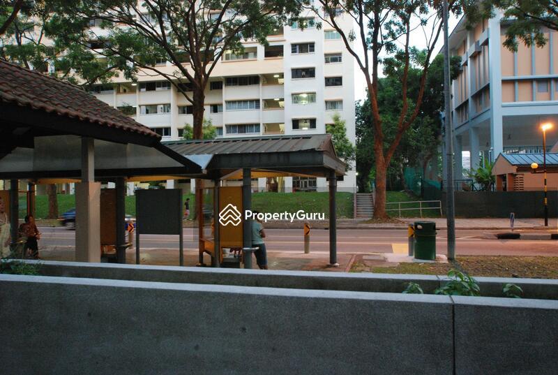 For Sale - 402 Jurong West Street 42