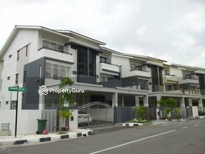 - Summerhill Villas