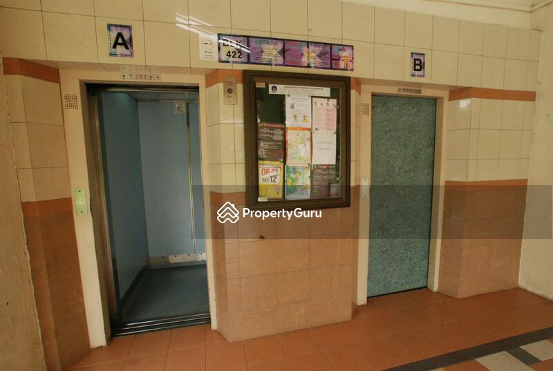 422 Jurong West Street 42 #0