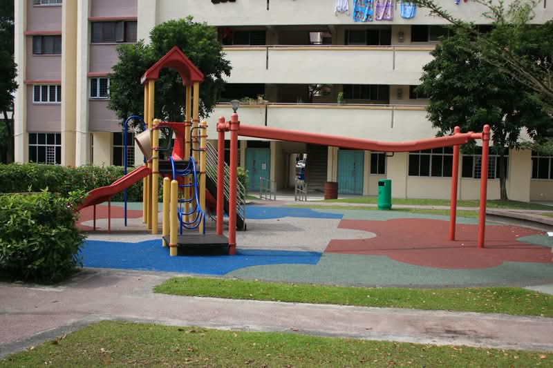 511 Jurong West Street 52