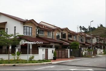 Puteri 11