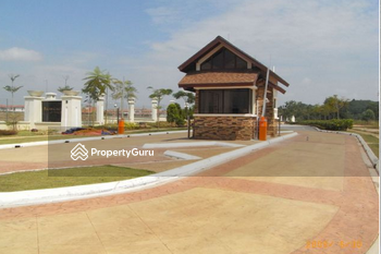 Perdana Lakeview West