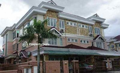  - Taman Naga Mas