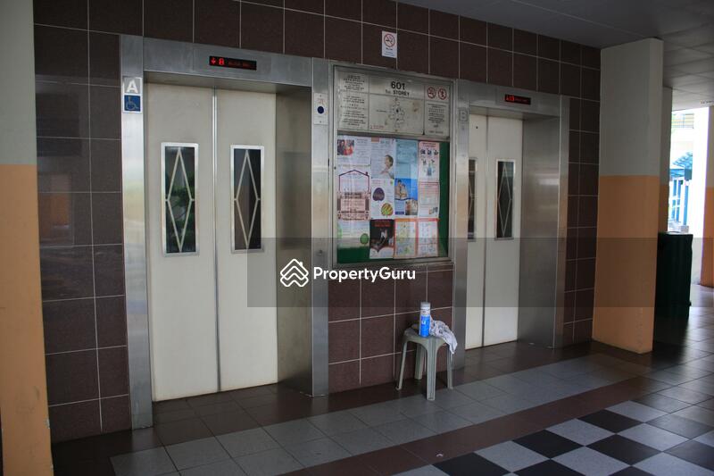 601 Jurong West Street 62 #0