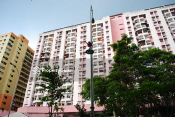 Palm Court Apartment