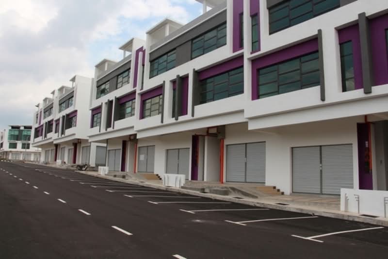 2-storey Terraced House for Sale in Taman Muzaffar Heights (Bukit Katil) - King Song - PropertyGuru.com.my