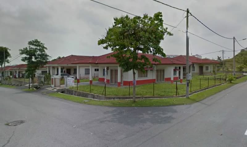 Bungalow for Sale in Bandar Putra Permai (Seri Kembangan) - Abdul Qadir - PropertyGuru.com.my