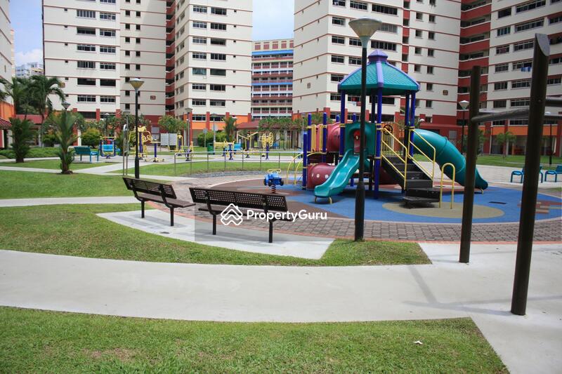 708 Jurong West Street 71 #0