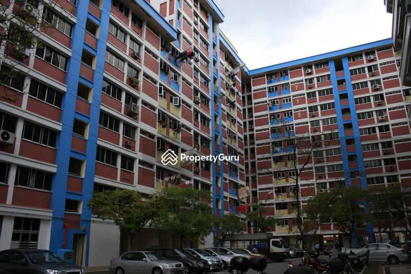 715 Jurong West Street 71 #0